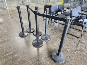 lot 295 image: Lot of (6) 3 Retractable Belt Barrier Stanchion