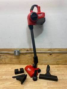 lot 15 image: MILWAUKEE M18 FUEL 18-Volt Lithium-Ion Brushless 0.25 Gal. Cordless Jobsite Vacuum (Tool-Only)