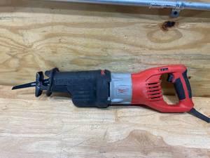 lot 20 image: MILWAUKEE 15 Amp 1-14 in. Stroke Orbital SUPER SAWZALL Reciprocating Saw