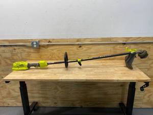 lot 61 image: RYOBI  RY40006VNM Expand-It 40V Lithium-Ion Cordless Attachment Capable Trimmer Power Head with Straight Shaft String Trimmer (Tool Only)