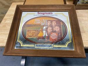 lot 86 image: SEAGRAMS 7 CROWNS OF SPORTS Lot of 5-  Bar Mirrors (Baseball)