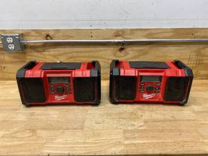 lot 88 image: MILWAUKEE Lot of 2- M18 18-Volt Lithium-Ion Cordless Jobsite Radios