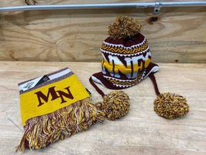 lot 110 image: MINNESOTA Winter Gear- Pom Pom Winter Hat and Scarf (Gophers colors)