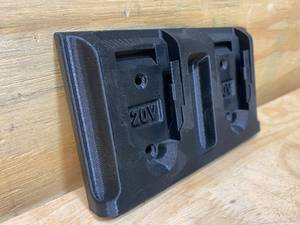 lot 105 image: 20V Battery Holder for Dewalt Batteries (2 space)