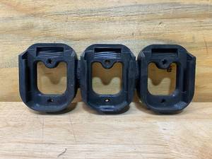 lot 106 image: 3 Space Battery Holder for Makita Batteries
