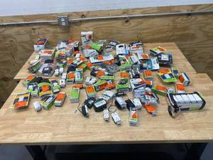 lot 115 image: Lot of Electrical Supplies