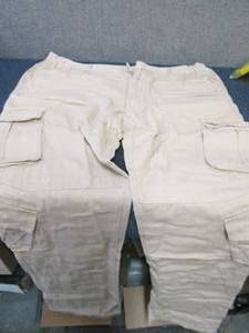 Mens 42 inch Elastic Waist Cargo P...