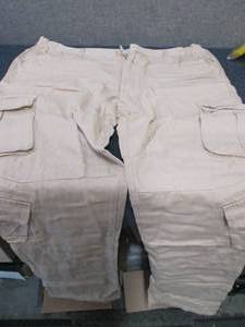 Mens 42 inch Elastic Waist Cargo P...