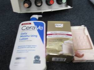 Skin and Nailcare Lot...