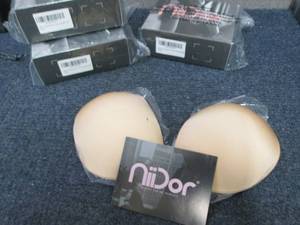 4 D Cup Adhesive Bras...