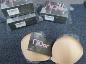 4 D Cup Adhesive Bras...