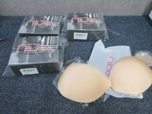 4 D Cup Adhesive Bras...
