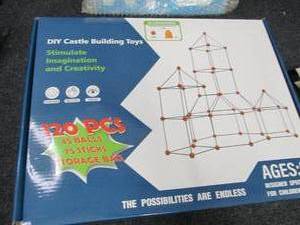DIY Castle Building Set...