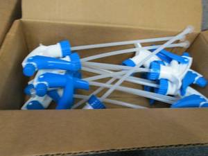 2- 12 pks Sprayer Heads for 32 oz B...