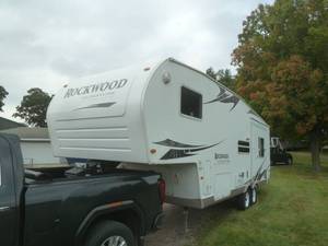 2008 Rockwood 5th Wheel RV