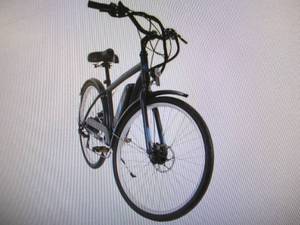 lot 105 image: Huffy Everett Plus Mens 27.5 7-Sp...