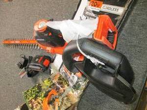 lot 111 image: BLACKDECKER 20V MAX Lithium-Ion 22...