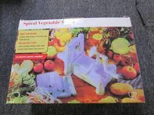 lot 208 image: new spiral vegetable slicer ...