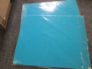 lot 213 image: 2 sets of 4 new kitchen plastic cut...