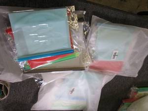 lot 233 image: 3 packages of new silicone storage ...