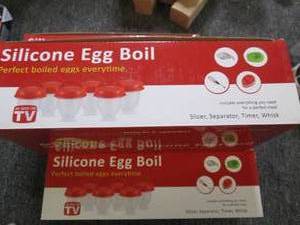 lot 238 image: 4 new silicone egg boils ...