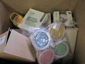 lot 256 image: box of water bottles , coffee cups ...