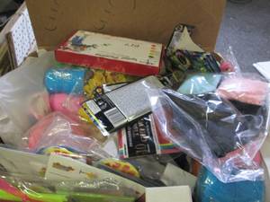 lot 269 image: box of misc please see pictures ...