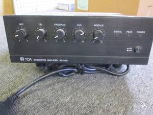 lot 274 image: TOA integrated amplifier BG-1030...