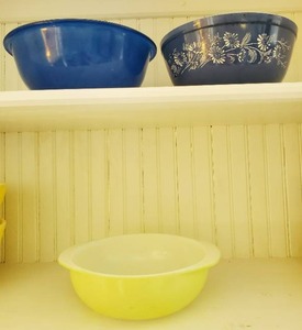 Misc. Pyrex Pieces