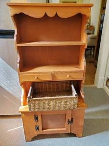 Kitchen Cabinet