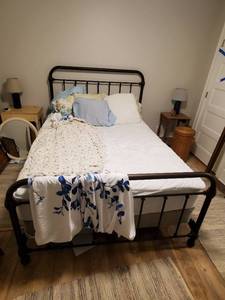 60 Queen Size Bed
