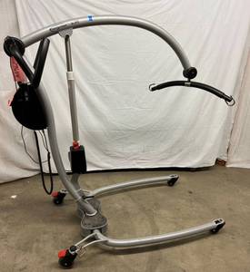 MSRP $3000 Danish Made Scandinavian Design Ergolet Sole Power Patient Lift 385lb Weight Capacity - Whisper Quiet - Great Working Condition - Just Plug Into A Regular Home Light Socket To Charge