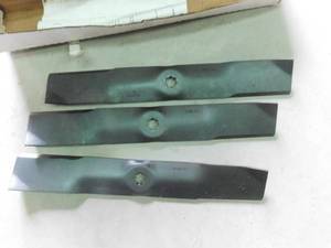 New John Deere lawn mower blades 18 inches long