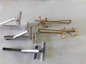 3 aluminum ladder jacks and 2 steel