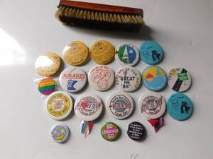 Collectible advertising buttoms from 1988 and beyond plus glessner & washburn brush