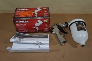 lot 21 image: Husky HVLP Gravity Feed Spray Gun
