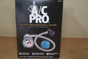 lot 34 image: AC Pro R-134A Professional Gauge with Can Adapter