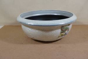 lot 100 image: Southern Patio 16 Sydney Ceramix Planters - 6 Pack