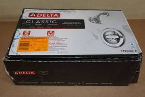lot 119 image: Delta Classic Chrome Shower Set