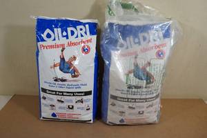 lot 153 image: Oil Dri Premium Absorbent
