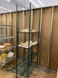 lot 35 image: Metro Style NSF Chrome Wire Shelving Unit - 84 x 35 x 18 - Green