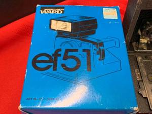 lot 123 image: Vintage and Usable Photo Equipment