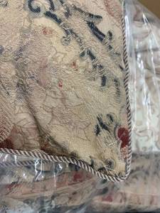 lot 209 image: Muted Jacquard Print Down Comforter
