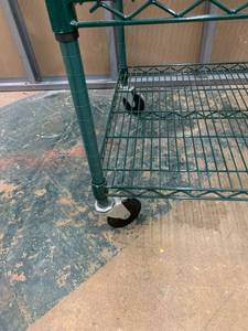 lot 12 image: Metro Style Chrome Wire NSF Shelving Unit - 89 x 48 x 24 - Green