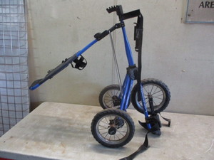 lot 60 image: Bag Boy Golf Bag Cart