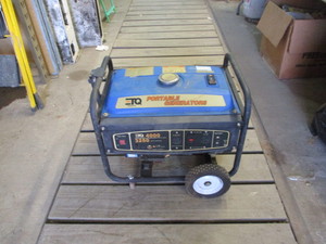 lot 77 image: 4000 watt Generator