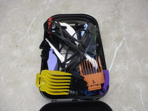 lot 110 image: Wahl Trimmer