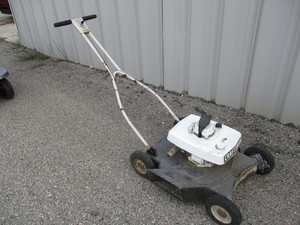 lot 122 image: 1959 Craftsman Push Mower