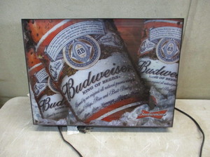lot 145 image: Bud Light
