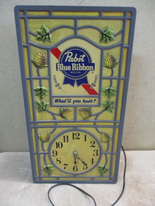 lot 148 image: Pabst Clock Light